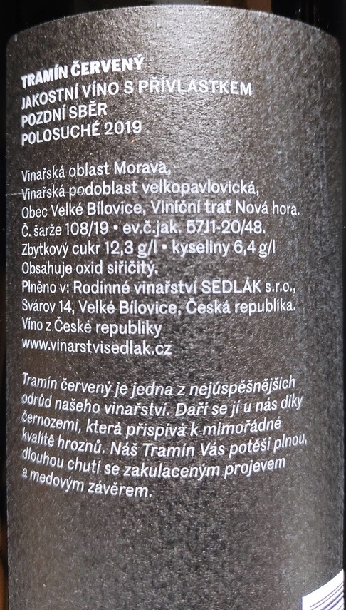 Etiketa Tramín červený