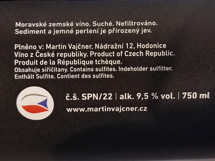 Etiketa Pinor noir Šatov